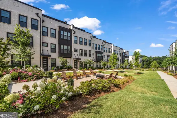 552 Ember Lane, Atlanta, GA 30318