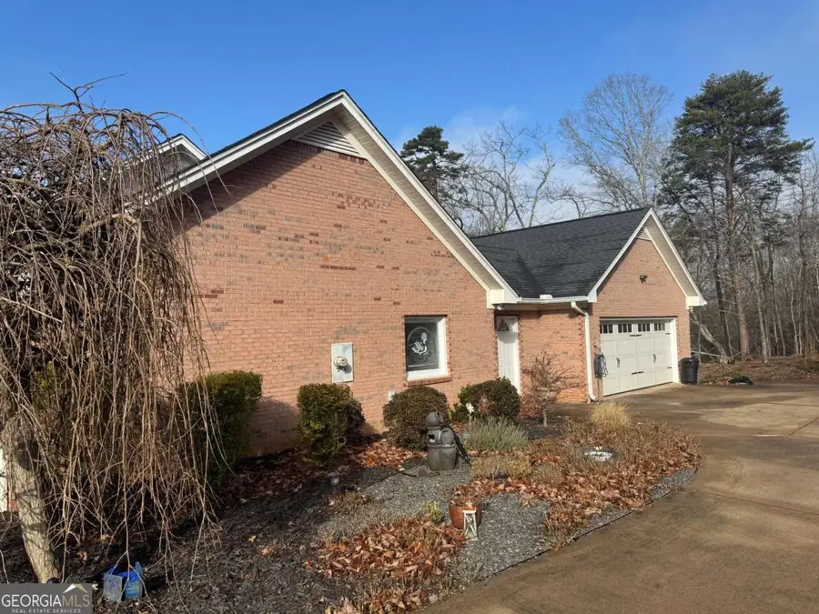 1285 Smithdale Heights Drive, Cumming, GA 30040 - Image #2