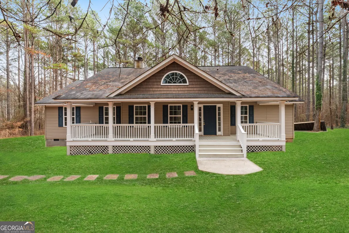 1227 Al Roberts Road Se, Senoia, GA 30276 - Image #1