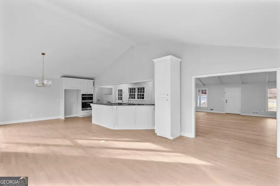 1180 Lakeshore Circle, Gainesville, GA 30501 - Image #2