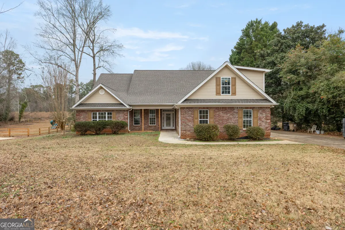 5142 Kurt Lane Sw, Conyers, GA 30094 - Image #1