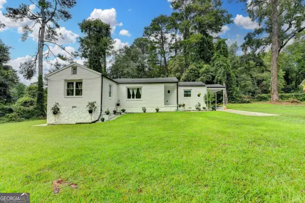 6654 Old Covington Road, Lithonia, GA 30058