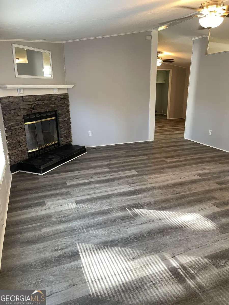 125 Holly Creek Drive, Carrollton, GA 30116 - Image #2