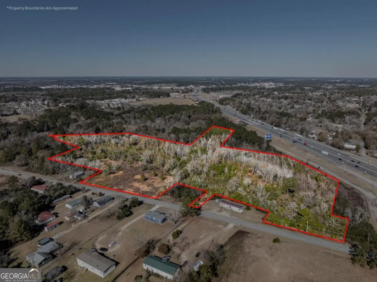 604 W Golden Road W, Tifton, GA 31794 - Image #1