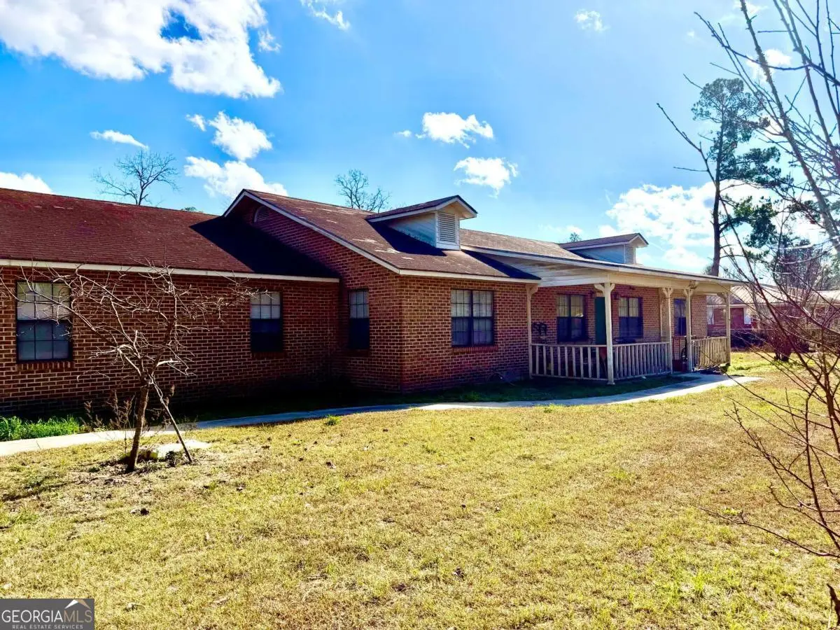 33 Hester Street, Hazlehurst, GA 31539 - Image #1