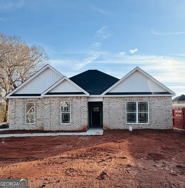 200 Collins Estate Avenue, Centerville, GA 31028