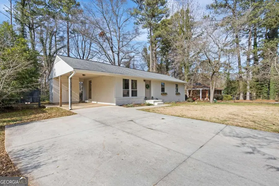 566 Lyle Drive Se, Marietta, GA 30067 - Image #3