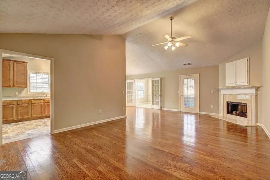 412 Mockingbird Drive, Loganville, GA 30052 - Image #2