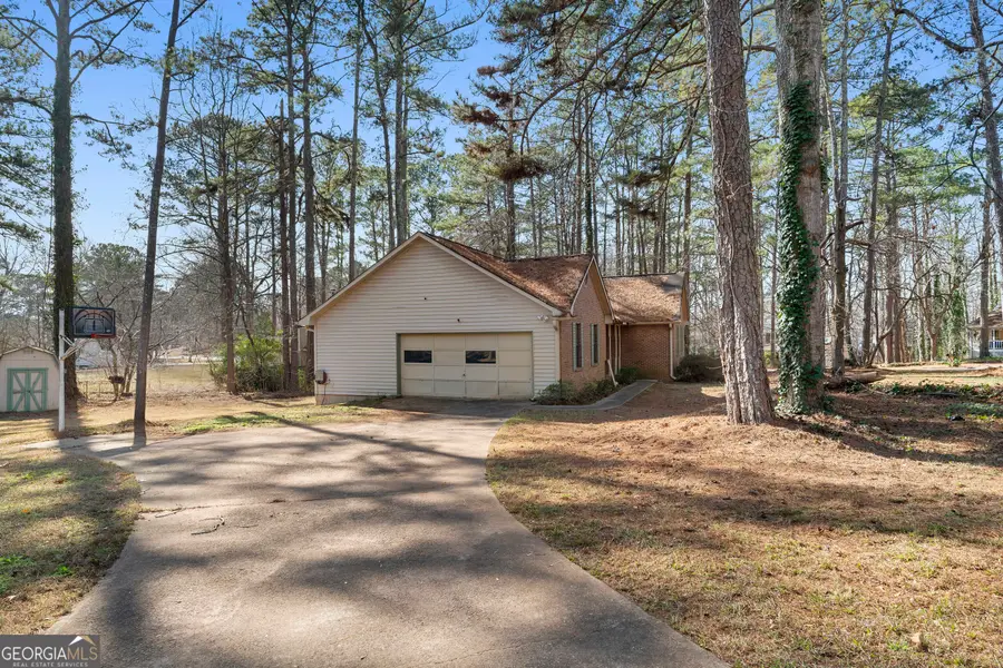 8198 Tupelo Trail, Jonesboro, GA 30236 - Image #2