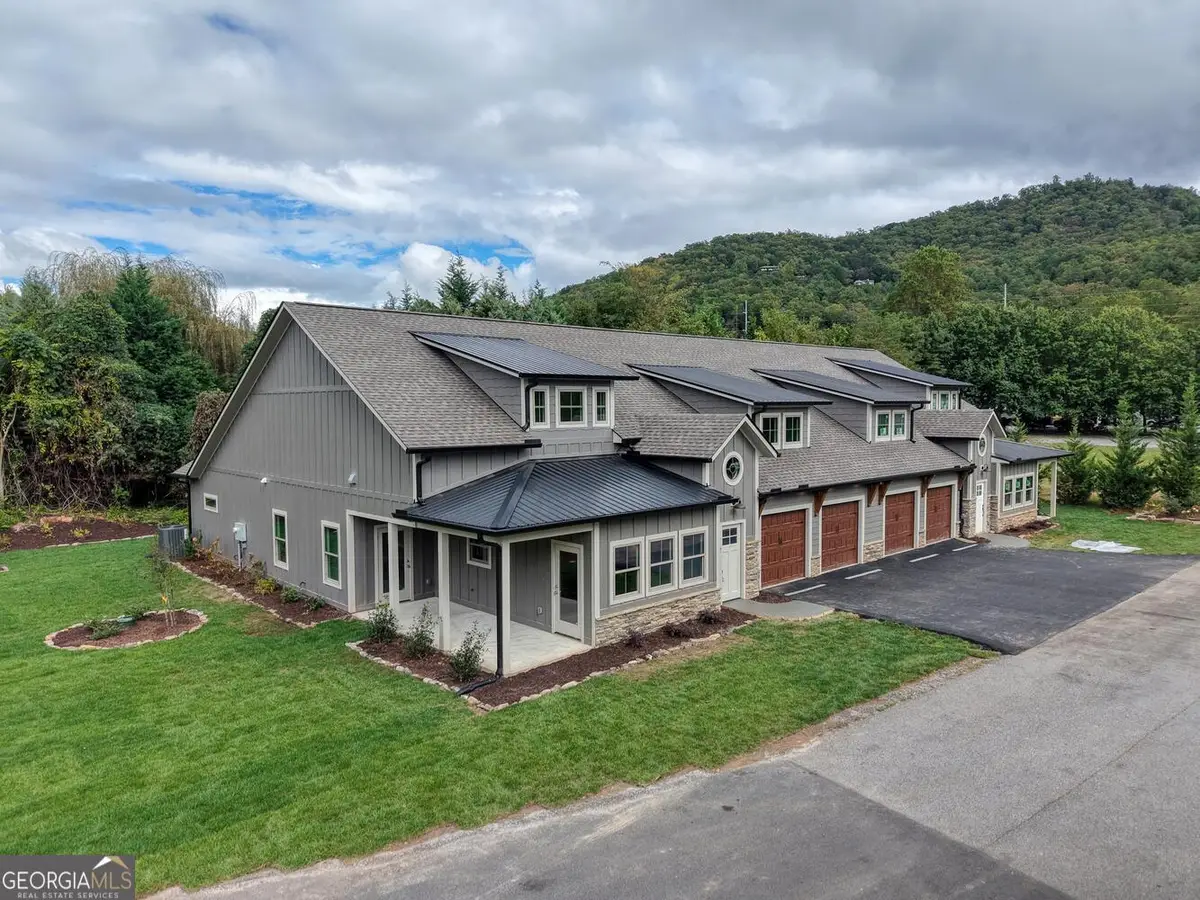 98 Brett Way, Hiawassee, GA 30546 - Image #1