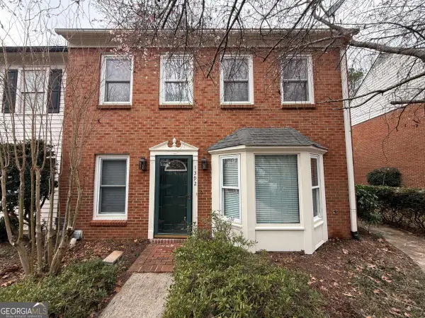 1392 Old Virginia Court Se, Marietta, GA 30067