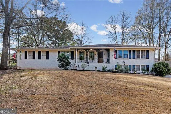 720 Chanson Drive Sw, Marietta, GA 30064