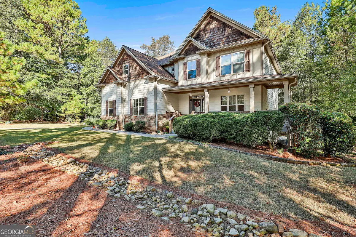 120 Meadow View Glen, Newnan, GA 30265 - Image #1