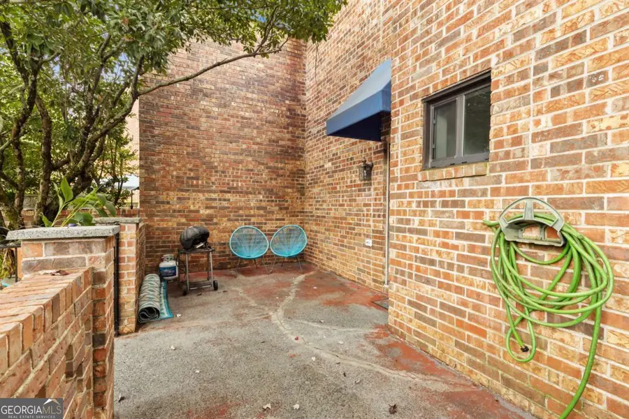 2256 Pernoshal Court, Dunwoody, GA 30338 - Image #3