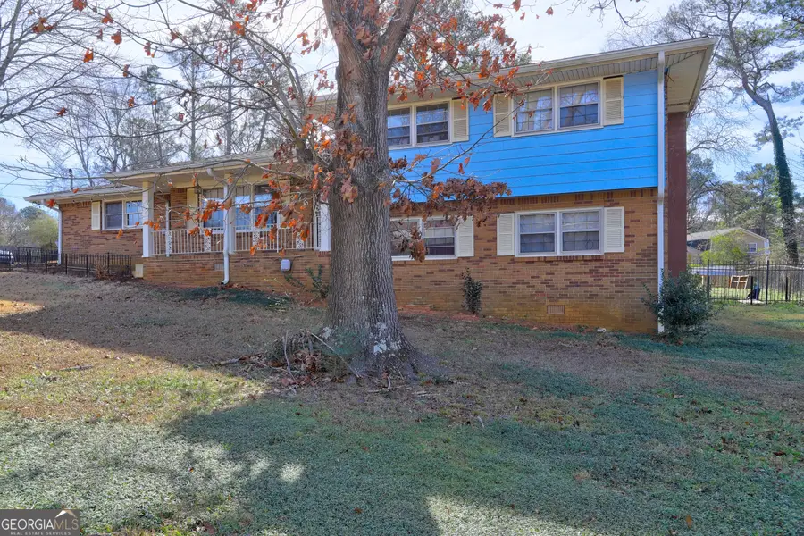 876 Belle Glade Drive, Stone Mountain, GA 30083 - Image #2