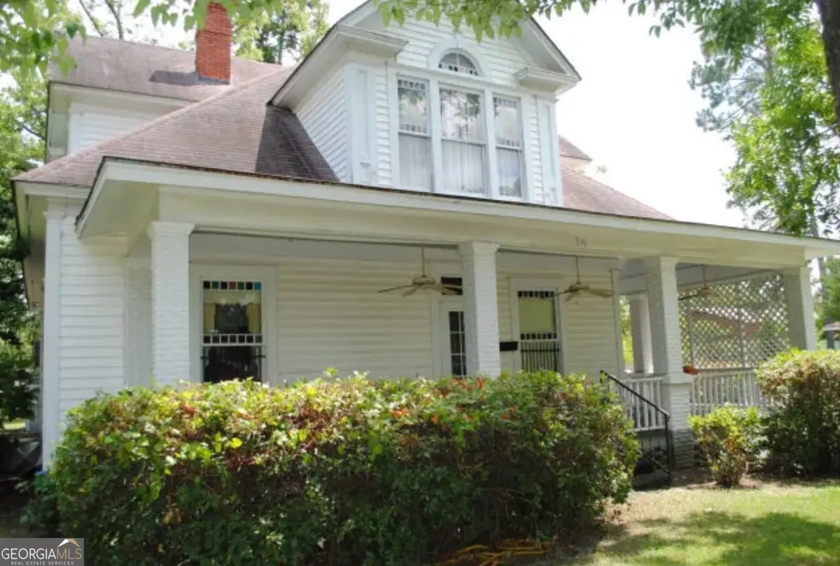 516 W Altamaha Street, Fitzgerald, GA 31750 - Image #1