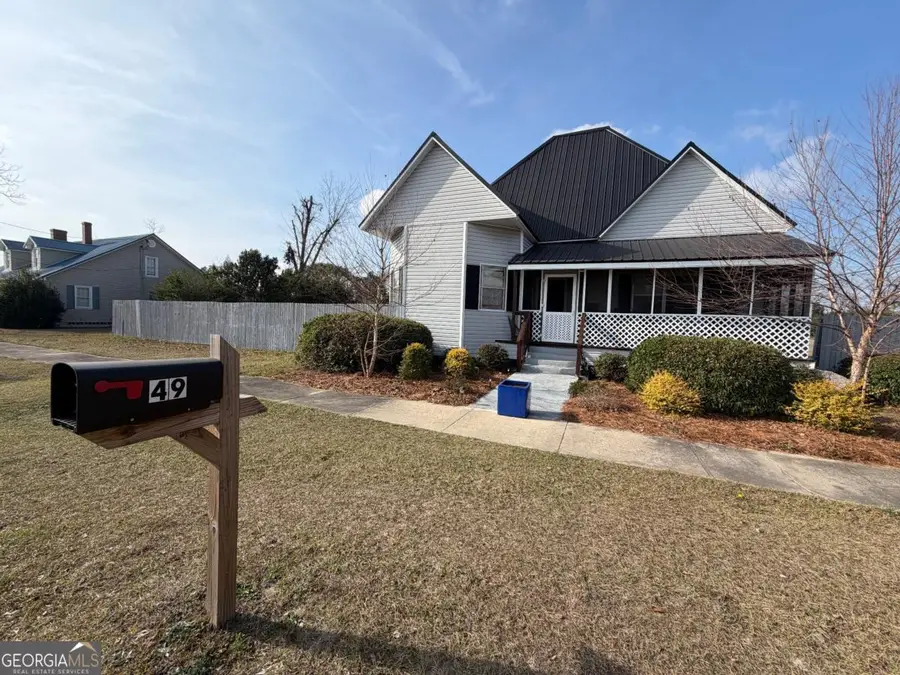 49 N Gill Street, Hazlehurst, GA 31539 - Image #2