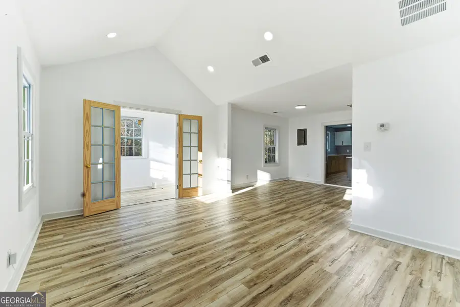 2103 Arlington Circle, Atlanta, GA 30318 - Image #2