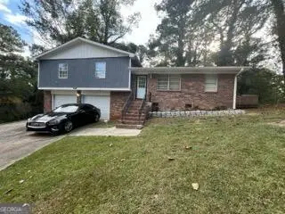 6973 Kimberland Gardens Lane, Lithonia, GA 30058 - Image #1