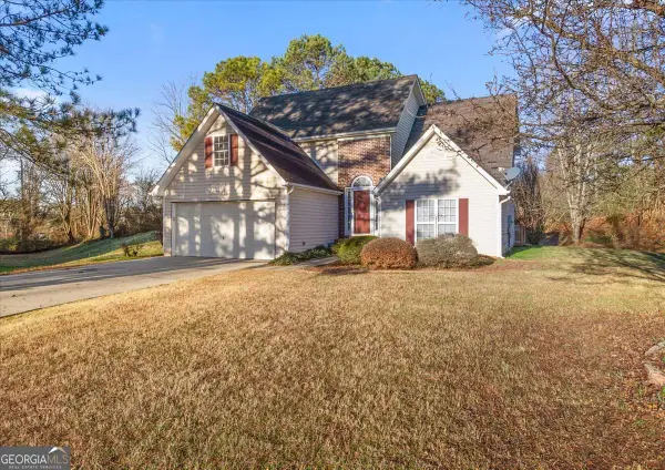 1831 Green Oak Circle, Lawrenceville, GA 30043