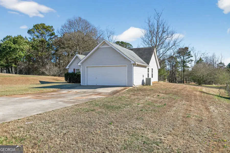 320 Twin Oaks Lane, Dallas, GA 30157 - Image #3