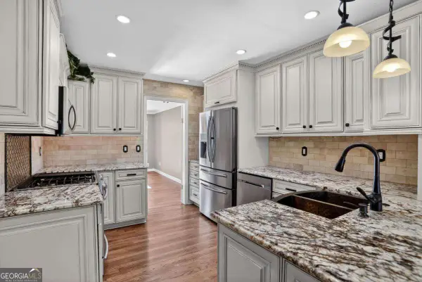 1352 Sheffield Glen Way Ne, Atlanta, GA 30329