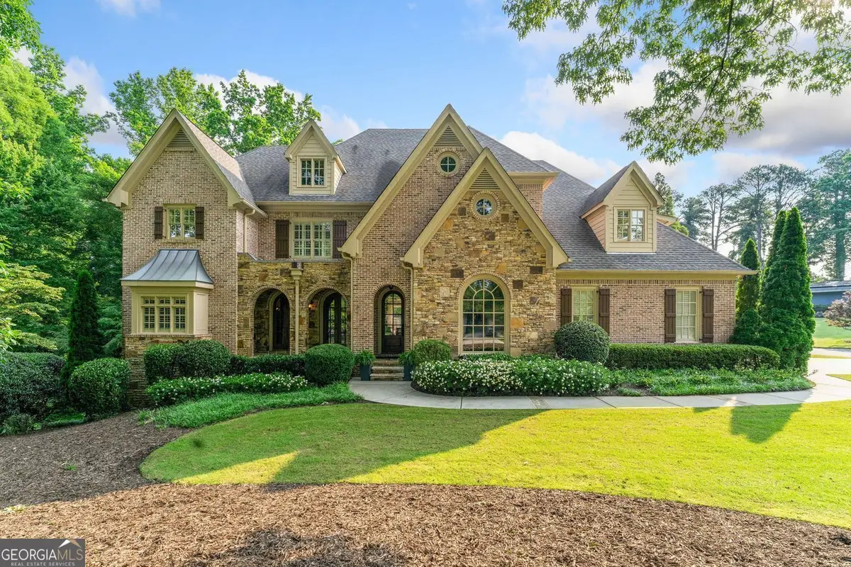 4304 Berkford Circle Ne, Atlanta, GA 30319 - Image #1