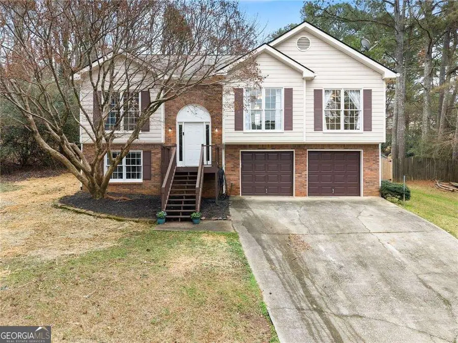 5920 Branden Hill Lane, Buford, GA 30518 - Image #2
