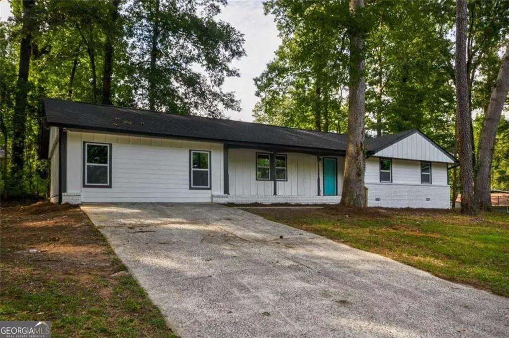 1961 Oak Leaf Court Sw, Marietta, GA 30008 - Image #1