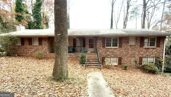 649 Crest Drive, Lawrenceville, GA 30046