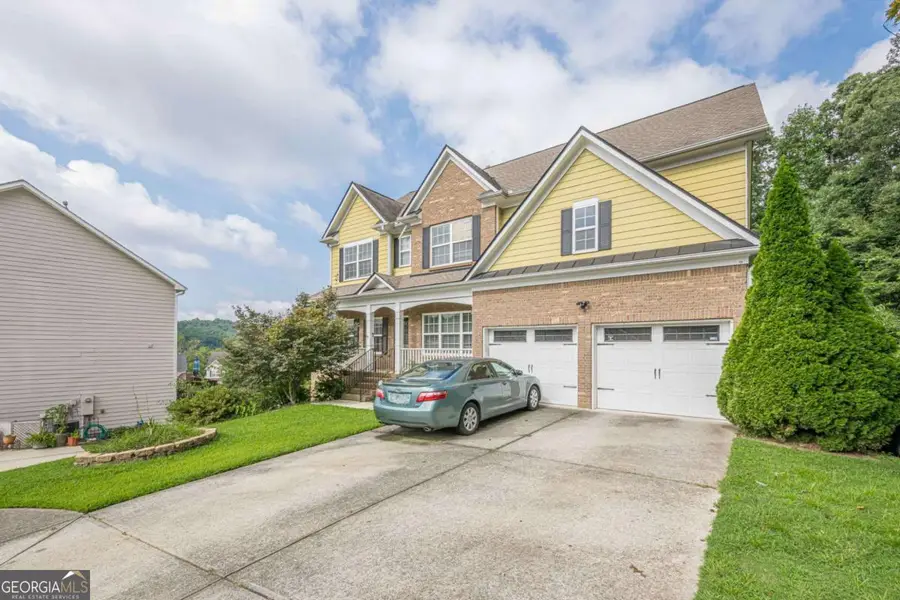 890 Sapphire Lane, Sugar Hill, GA 30518 - Image #2