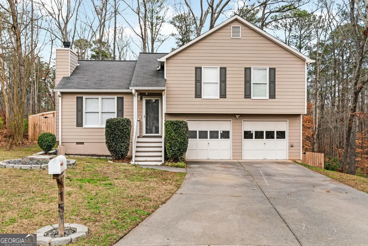 151 Aztec Way Se, Acworth, GA 30102 - Image #1