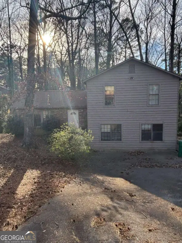 1014 Rampart Place, Stone Mountain, GA 30088