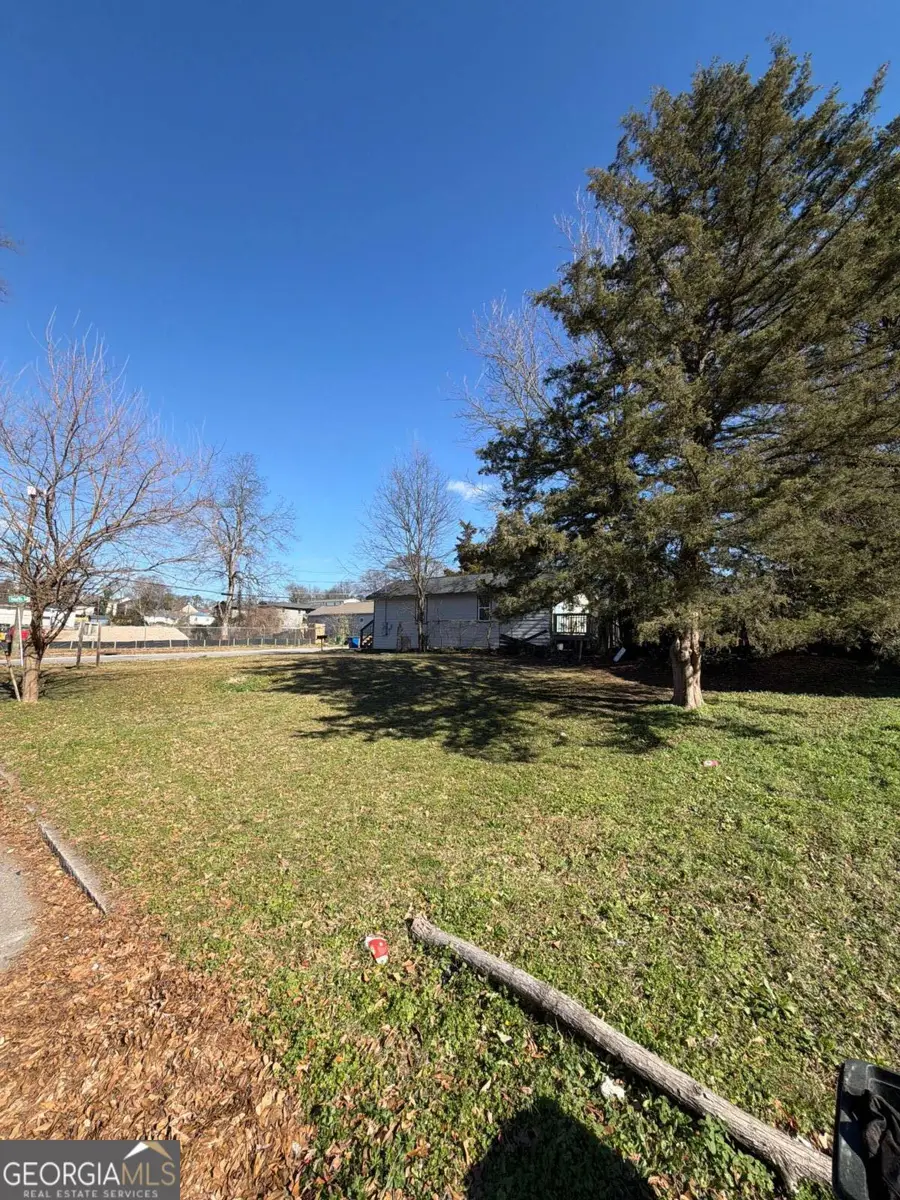 854 North Avenue Nw, Atlanta, GA 30318 - Image #2