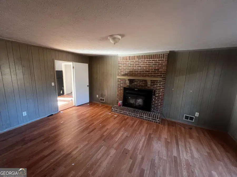 3395 S Rockview Court, Lithonia, GA 30038 - Image #2