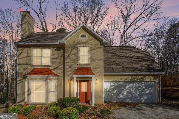 375 Twin Brook Way, Lawrenceville, GA 30043