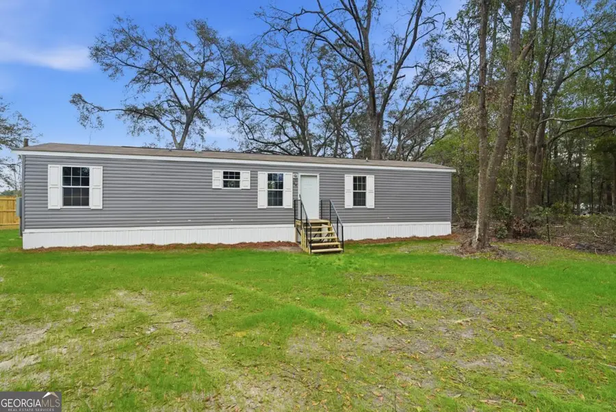 94 Thrasher Lane E, Jesup, GA 31545 - Image #3