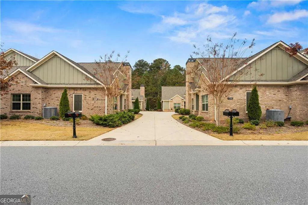 1976 Grove Field Lane #33, Marietta, GA 30064 - Image #1