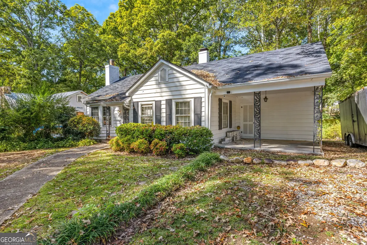 395 E Louise Street, Clarkesville, GA 30523 - #1