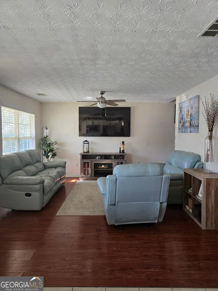 125 Sampson Court, Covington, GA 30016 - Image #2