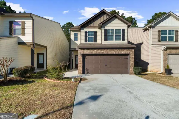 27 Longleaf Circle, Fairburn, GA 30213