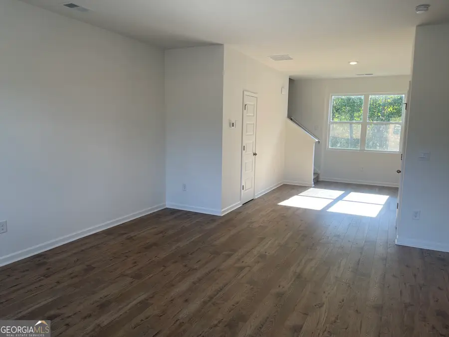 5474 Cypress Circle, College Park, GA 30349 - Image #2