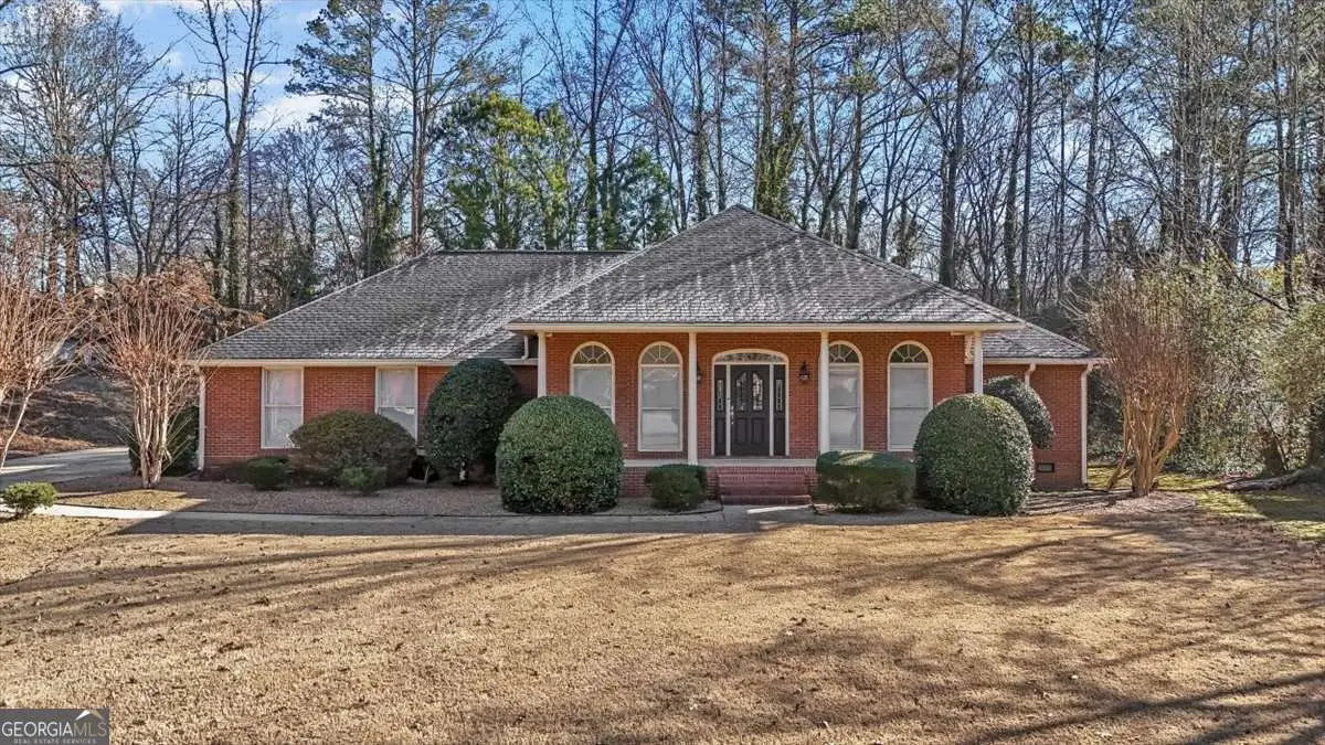 227 Rollingwood Circle Nw, Rome, GA 30165 - Image #1
