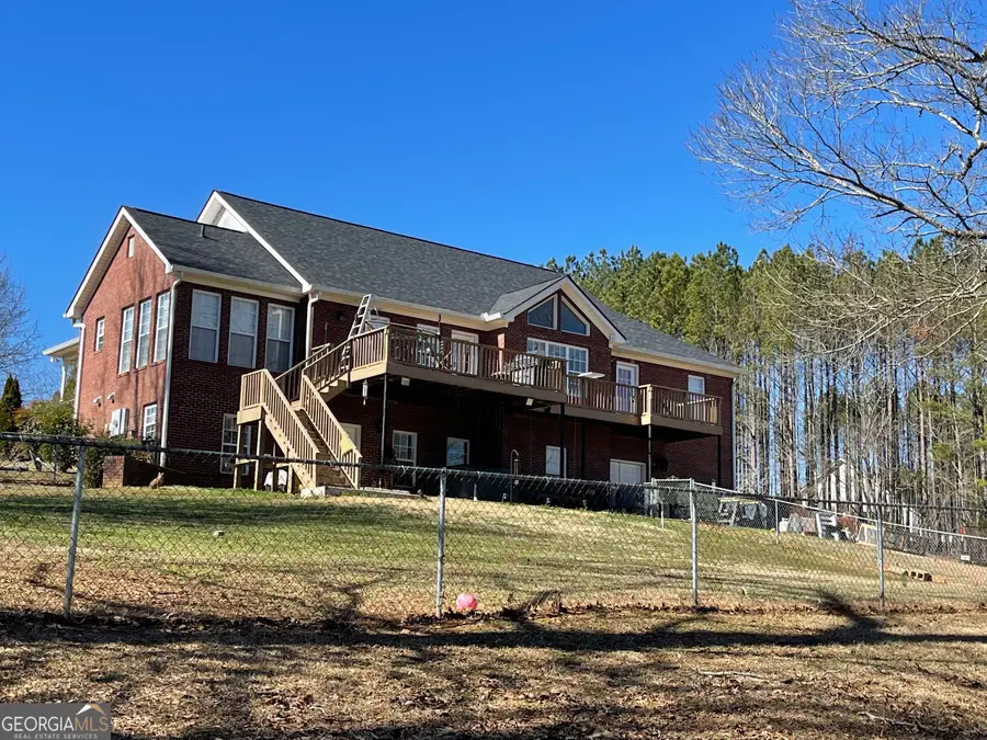637 Lakeview Drive, Newborn, GA 30056 - Image #2