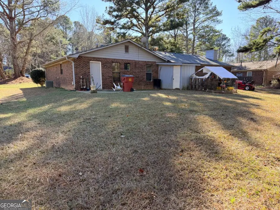 8102 Magnolia Drive, Jonesboro, GA 30238 - Image #3