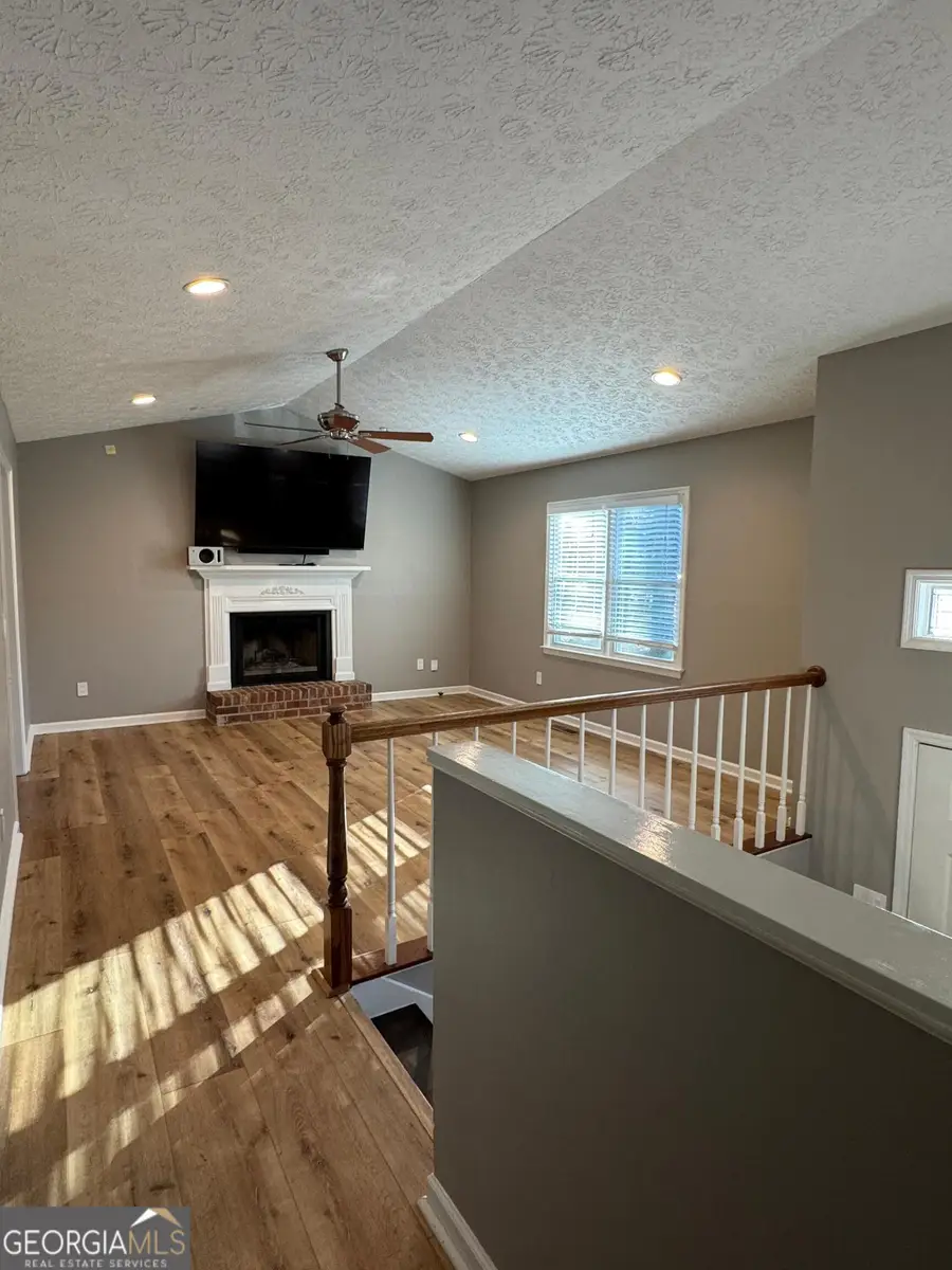 391 Walnut Drive, Woodstock, GA 30189 - Image #3