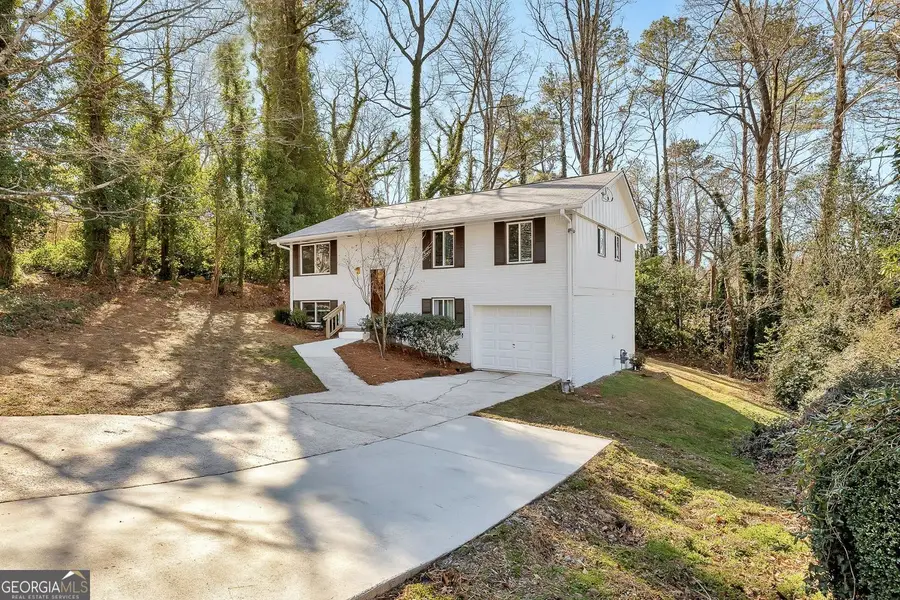 2564 Timberly Drive Se, Marietta, GA 30060 - Image #2