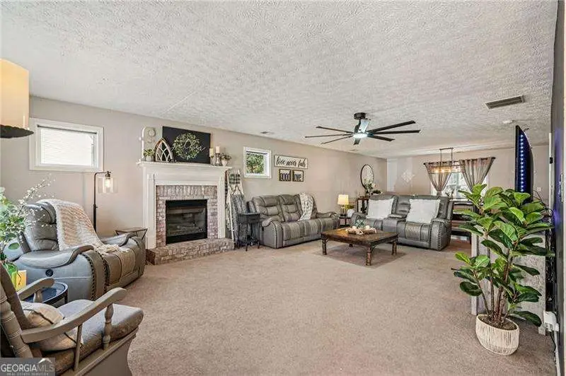 909 Elderberry Lane, Villa Rica, GA 30180 - Image #3