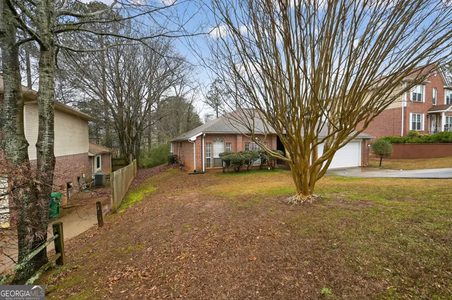 573 Woodstone Road, Lithonia, GA 30058 - Image #2