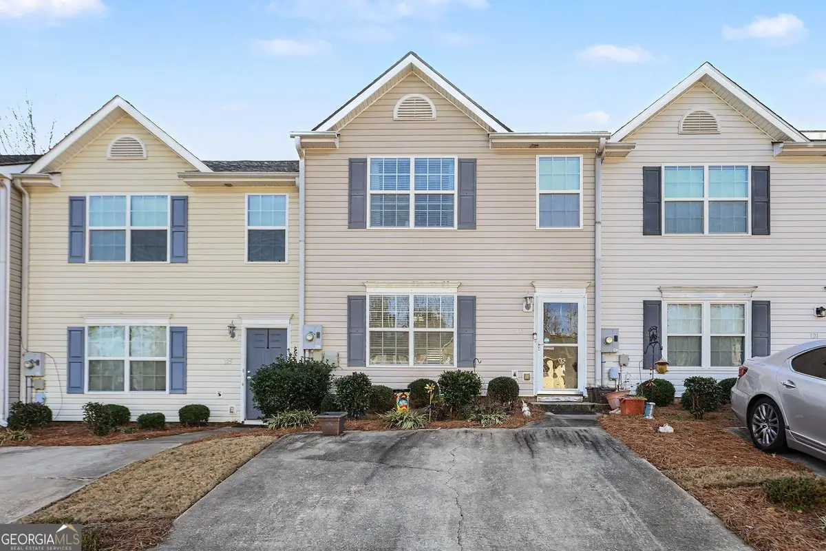 123 Chastain Circle, Newnan, GA 30263 - Image #1